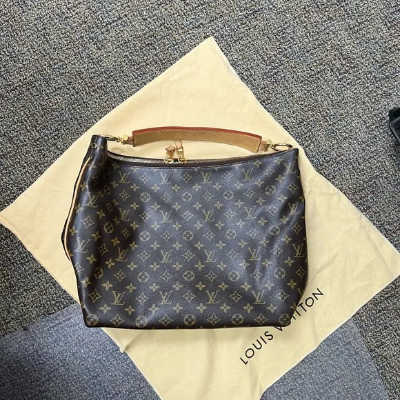 Louis Vuitton Sully - Picture 1 of 13
